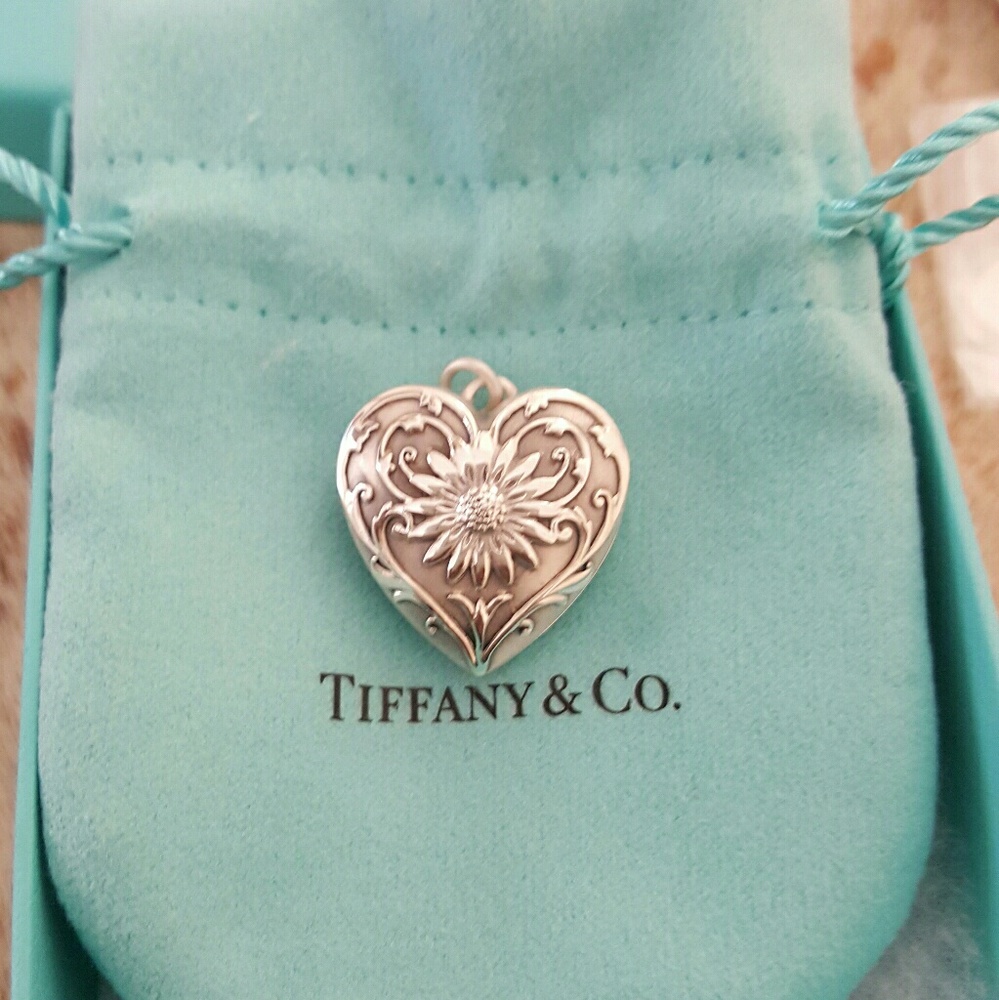 Tiffany & Co. Ziegfeld Daisy Locket